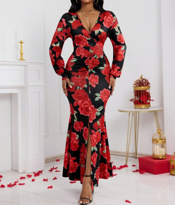 Ladies' V-neck Floral Print Fashionable Hip Hugging Dress